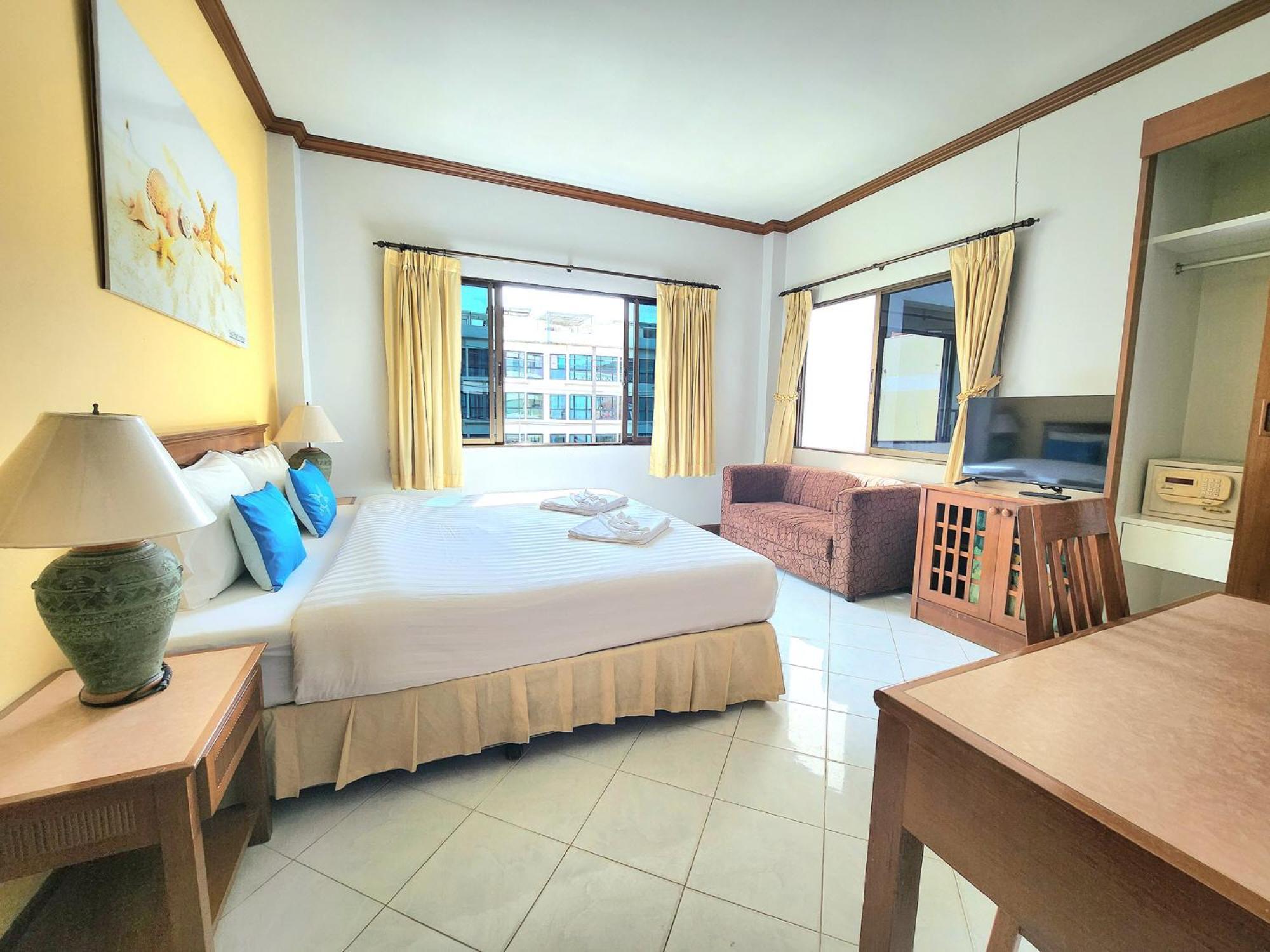 Sea Front Home Hotel - Patong Beach מראה חיצוני תמונה