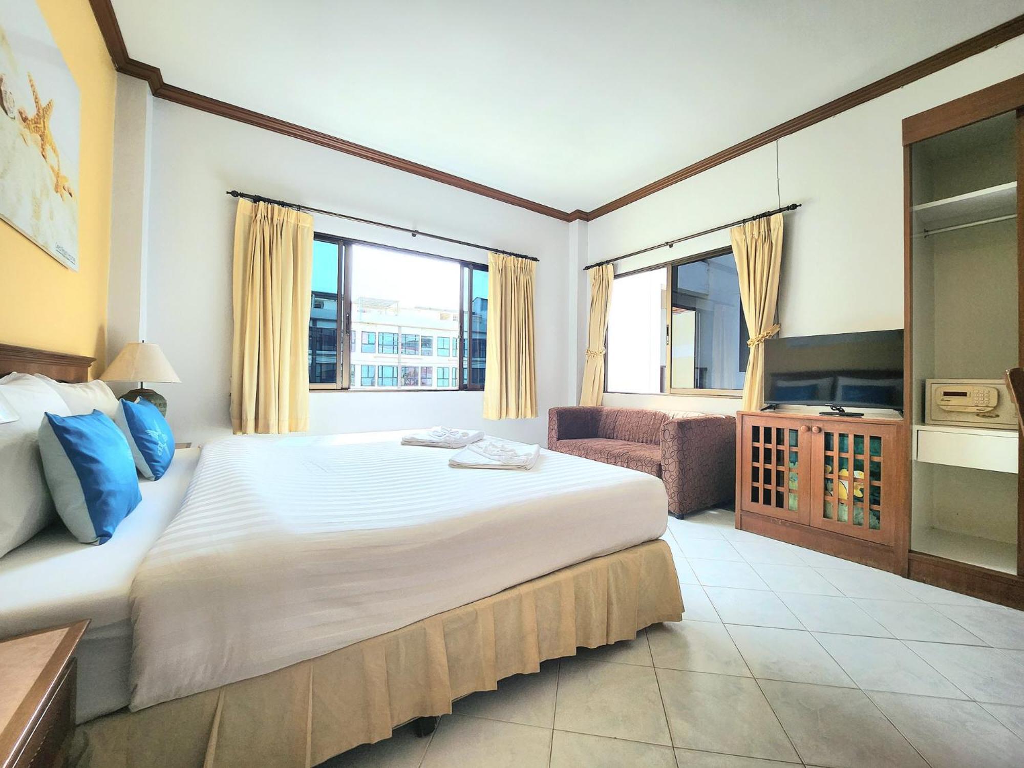 Sea Front Home Hotel - Patong Beach מראה חיצוני תמונה