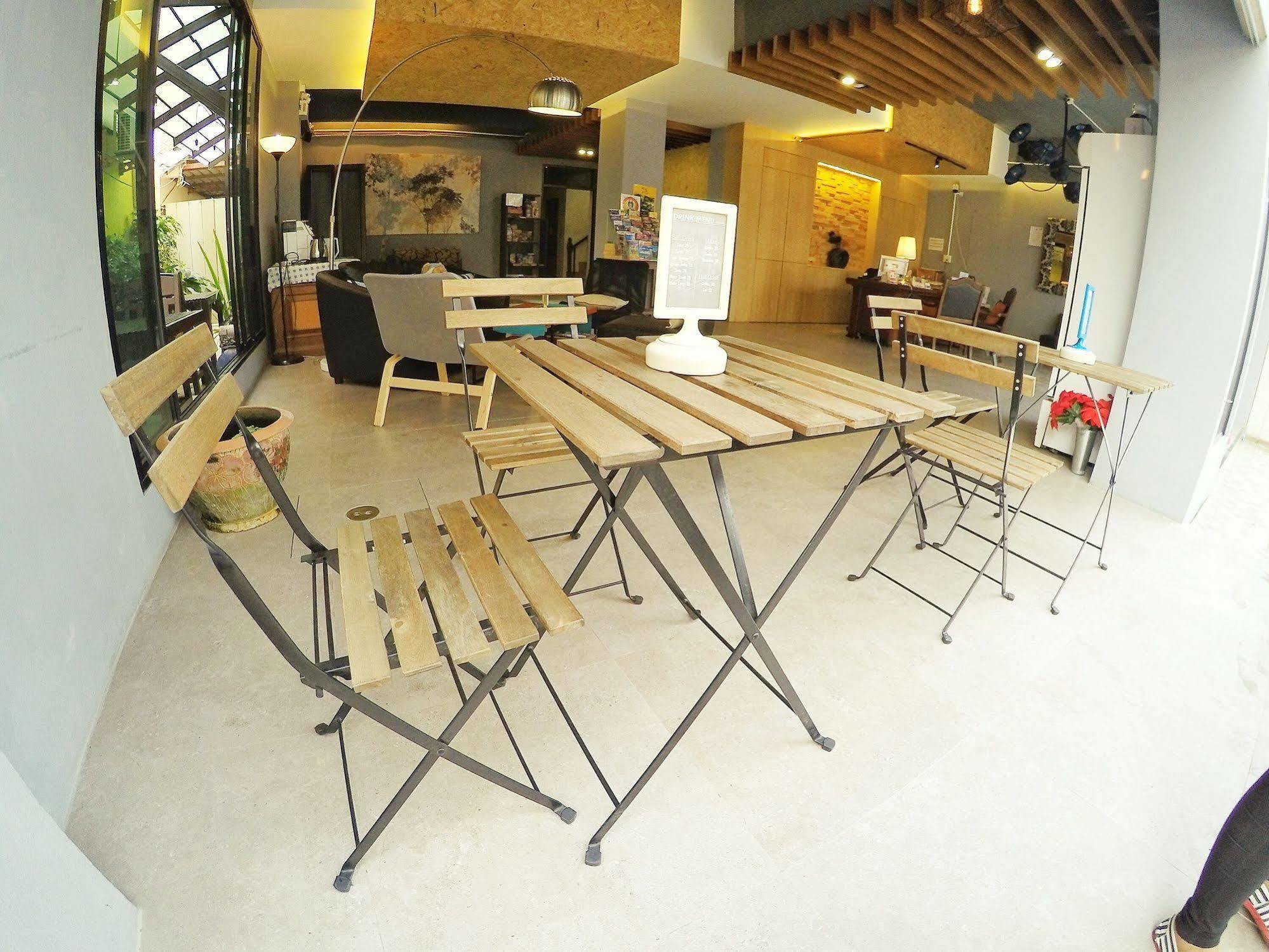Sea Front Home Hotel - Patong Beach מראה חיצוני תמונה
